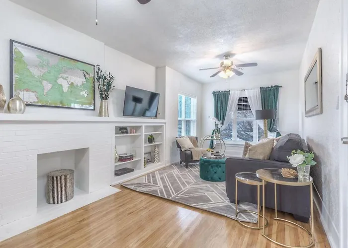 Carson Flats #6 | 1br • Near Bok• Osu Med•dtwn Tulsa