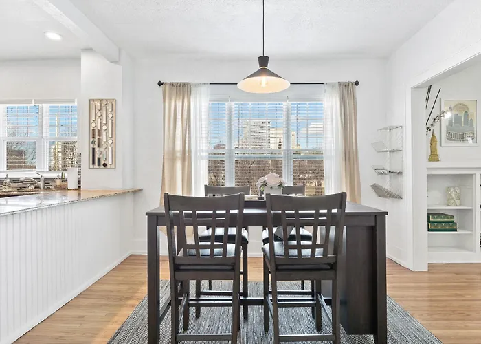 Carson Flats #6 | 1br • Near Bok• Osu Med•dtwn Tulsa